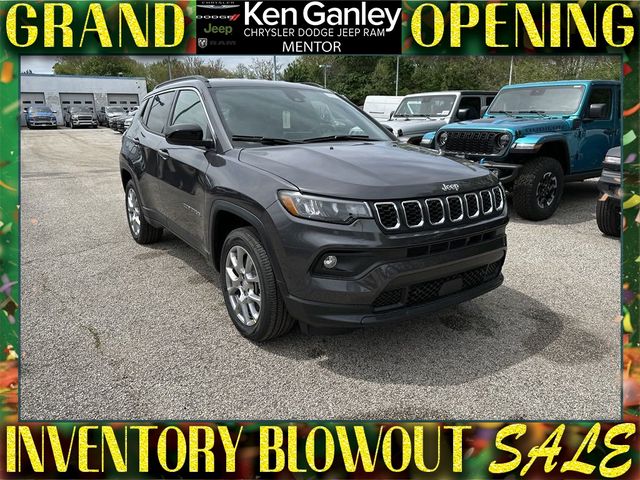 2024 Jeep Compass Latitude Lux