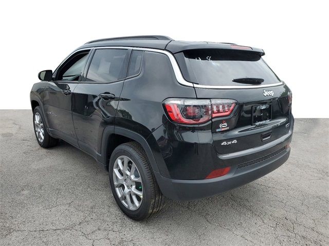 2024 Jeep Compass Latitude Lux