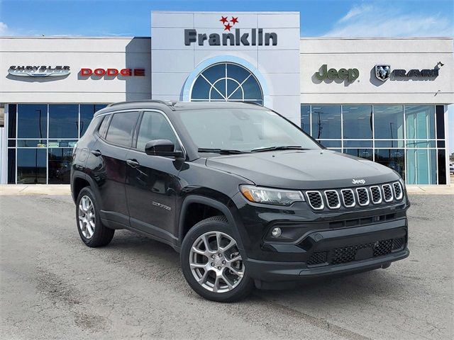 2024 Jeep Compass Latitude Lux