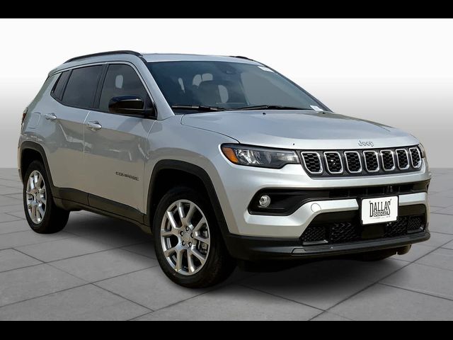 2024 Jeep Compass Latitude Lux