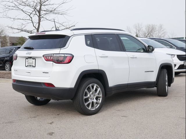 2024 Jeep Compass Latitude Lux