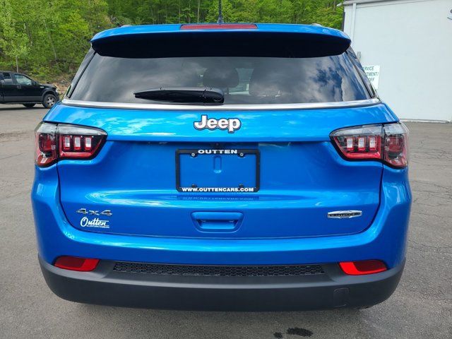 2024 Jeep Compass Latitude Lux