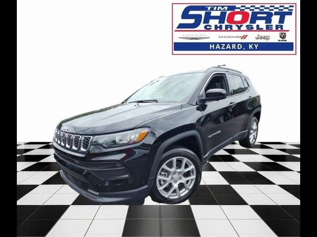 2024 Jeep Compass Latitude Lux