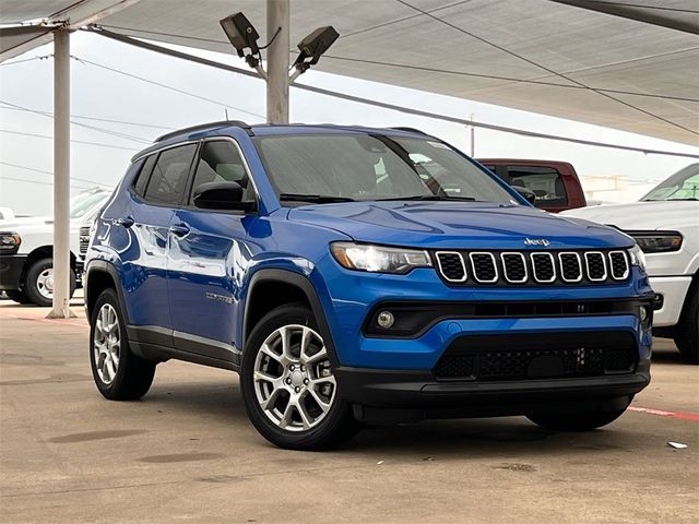 2024 Jeep Compass Latitude Lux