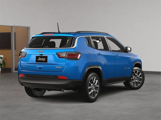 2024 Jeep Compass Latitude Lux