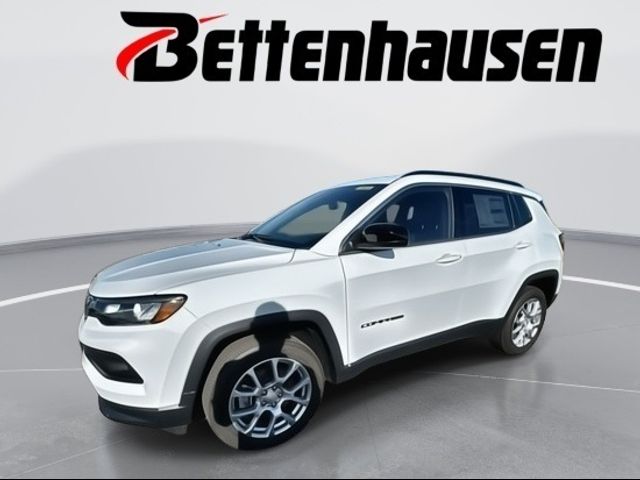 2024 Jeep Compass Latitude Lux