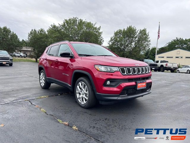 2024 Jeep Compass Latitude Lux