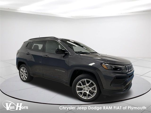 2024 Jeep Compass Latitude Lux