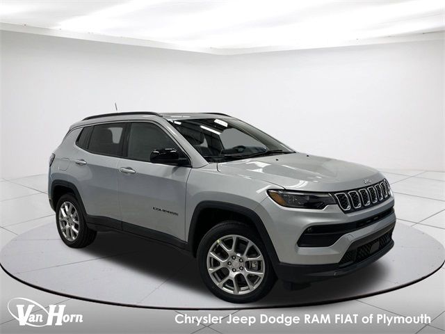 2024 Jeep Compass Latitude Lux