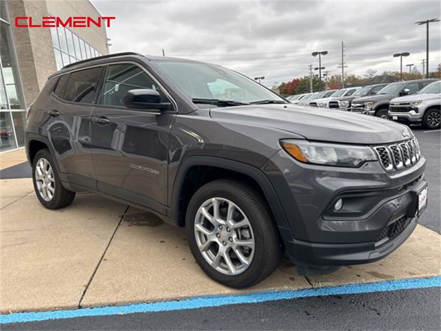 2024 Jeep Compass Latitude Lux