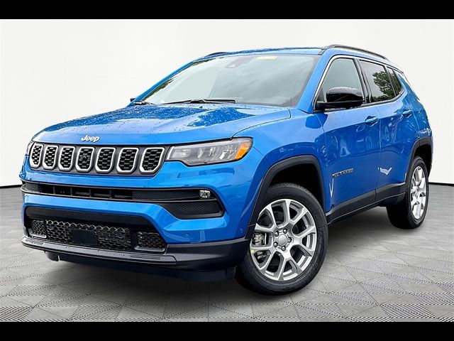 2024 Jeep Compass Latitude Lux