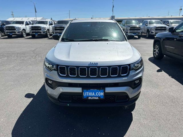 2024 Jeep Compass Latitude Lux