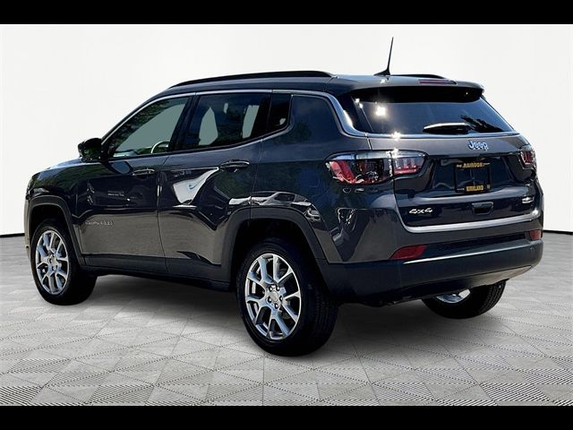 2024 Jeep Compass Latitude Lux