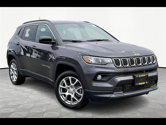 2024 Jeep Compass Latitude Lux