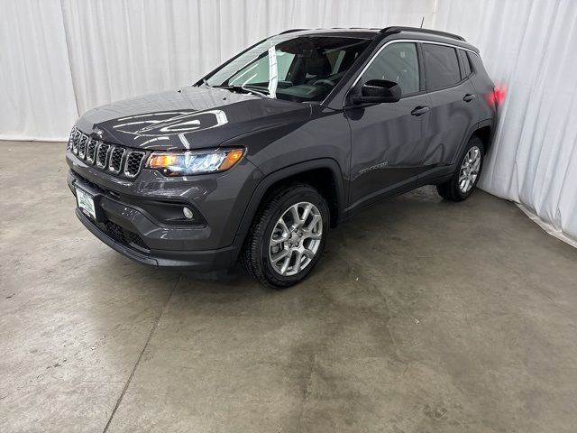 2024 Jeep Compass Latitude Lux