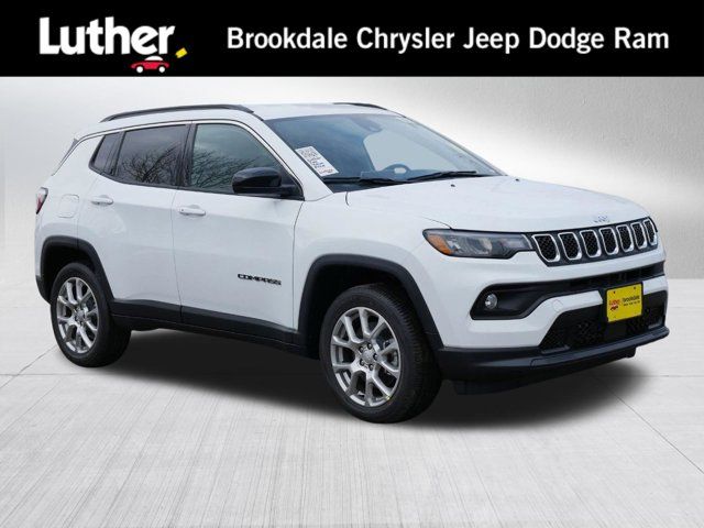 2024 Jeep Compass Latitude Lux