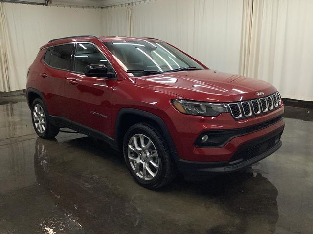 2024 Jeep Compass Latitude Lux