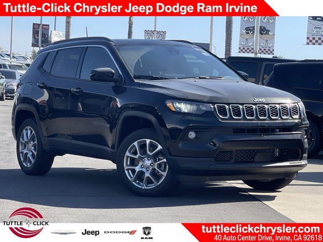 2024 Jeep Compass Latitude Lux