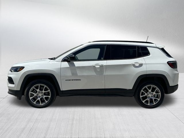 2024 Jeep Compass Latitude Lux