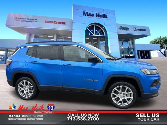 2024 Jeep Compass Latitude Lux