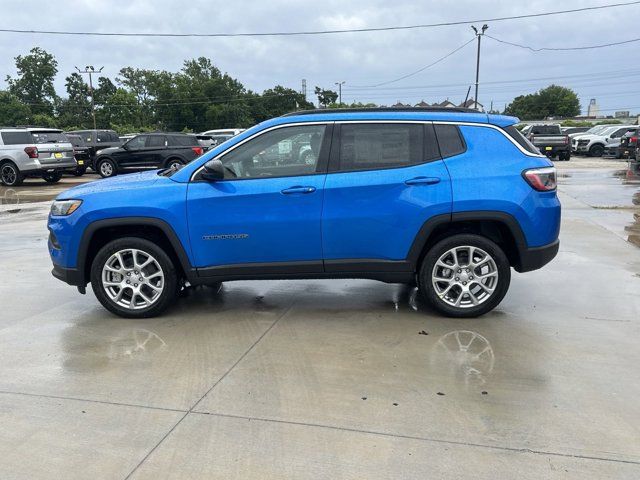 2024 Jeep Compass Latitude Lux