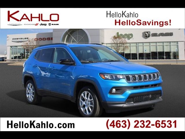 2024 Jeep Compass Latitude Lux