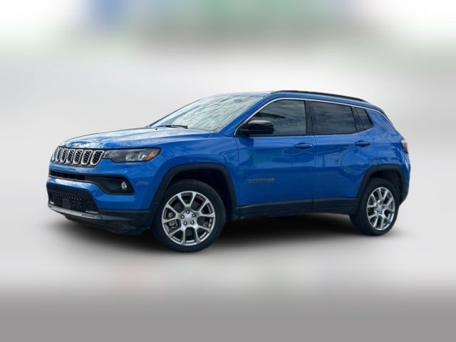 2024 Jeep Compass Latitude Lux