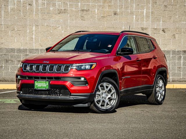 2024 Jeep Compass Latitude Lux