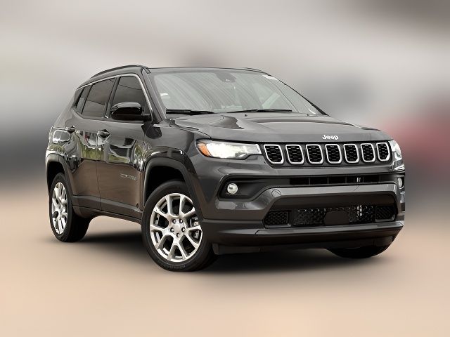 2024 Jeep Compass Latitude Lux