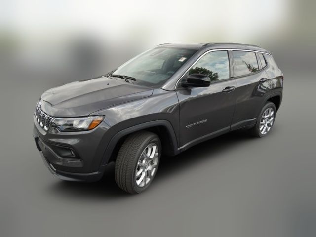 2024 Jeep Compass Latitude Lux