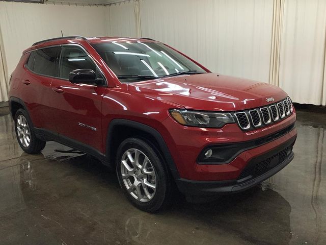 2024 Jeep Compass Latitude Lux