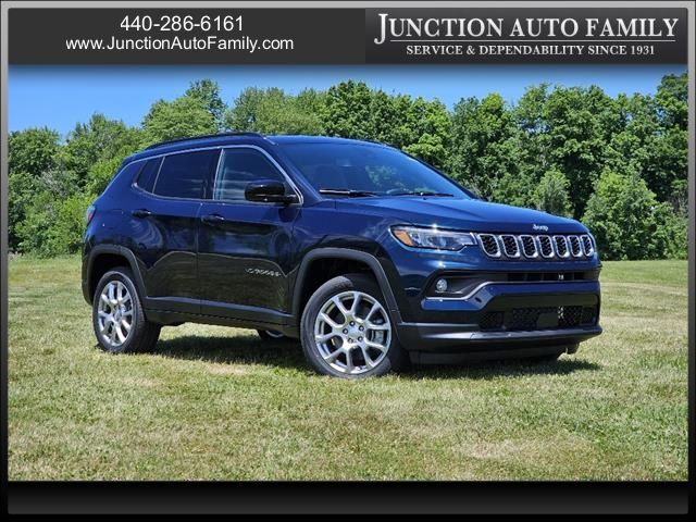 2024 Jeep Compass Latitude Lux