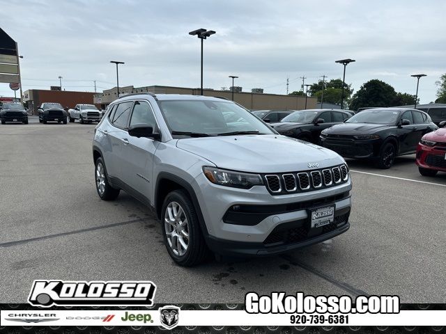 2024 Jeep Compass Latitude Lux