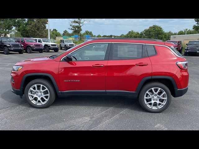 2024 Jeep Compass Latitude Lux