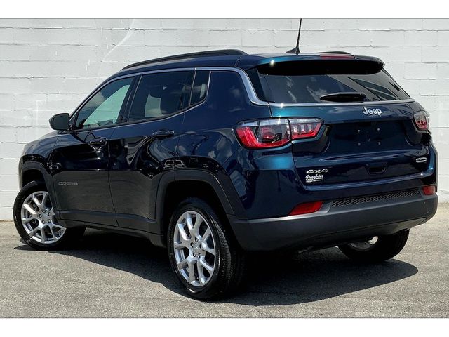 2024 Jeep Compass Latitude Lux