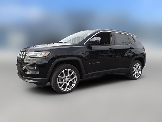 2024 Jeep Compass Latitude Lux