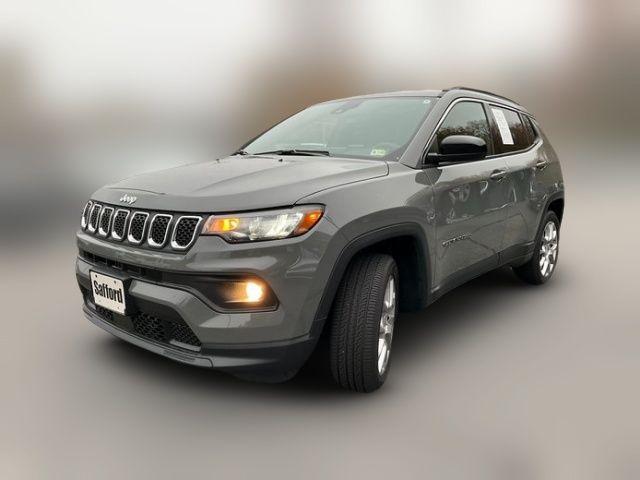 2024 Jeep Compass Latitude Lux