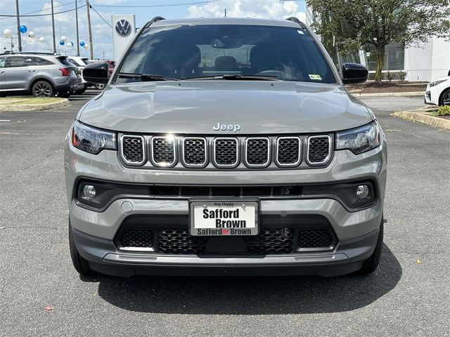 2024 Jeep Compass Latitude Lux