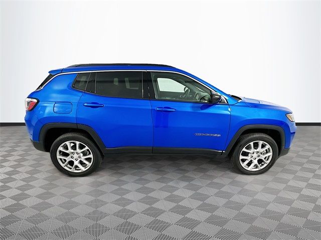 2024 Jeep Compass Latitude Lux