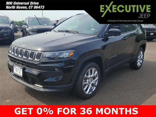 2024 Jeep Compass Latitude Lux