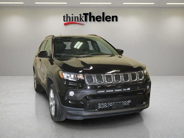 2024 Jeep Compass Latitude Lux