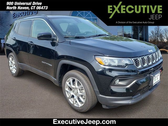 2024 Jeep Compass Latitude Lux