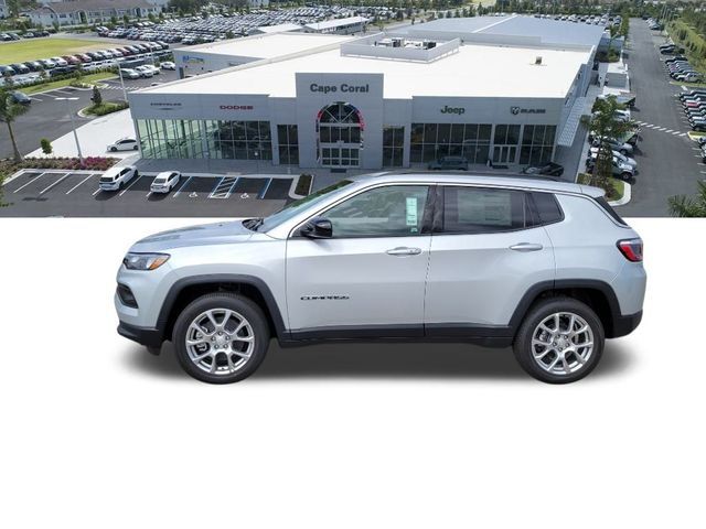 2024 Jeep Compass Latitude Lux