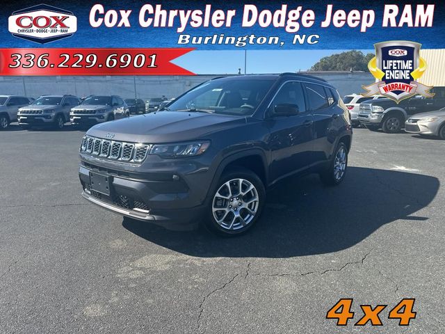 2024 Jeep Compass Latitude Lux