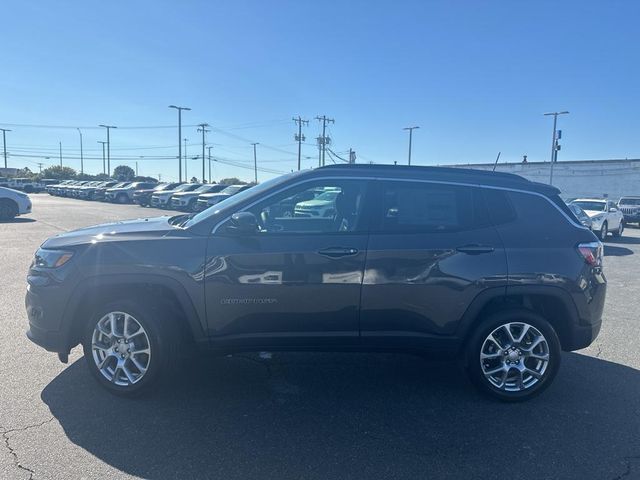 2024 Jeep Compass Latitude Lux