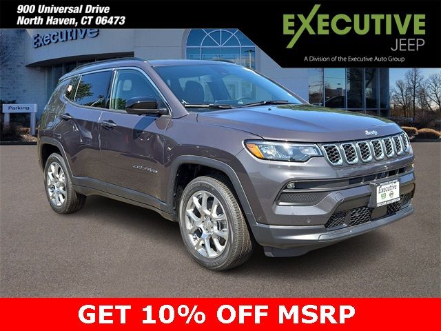 2024 Jeep Compass Latitude Lux