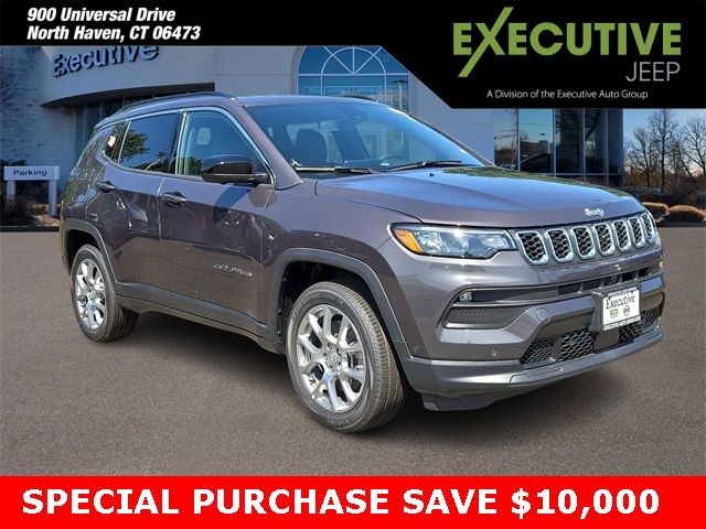 2024 Jeep Compass Latitude Lux