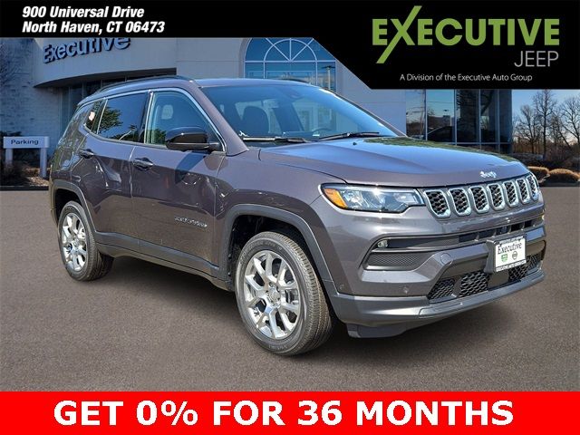 2024 Jeep Compass Latitude Lux