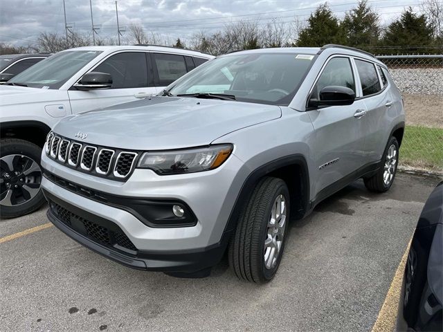 2024 Jeep Compass Latitude Lux