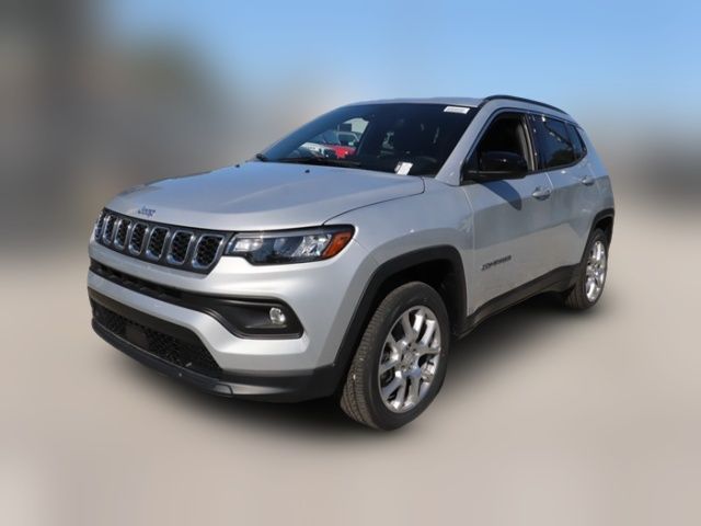 2024 Jeep Compass Latitude Lux